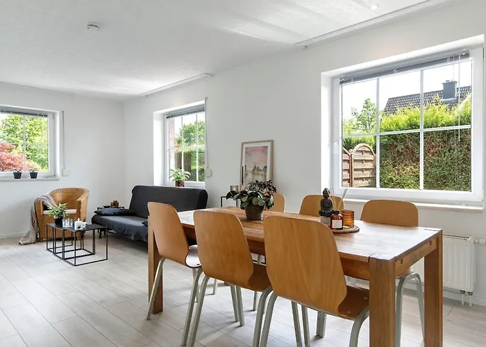 Apartmán Moeblierte Erdgeschoss Im Einzelhaus Mitte